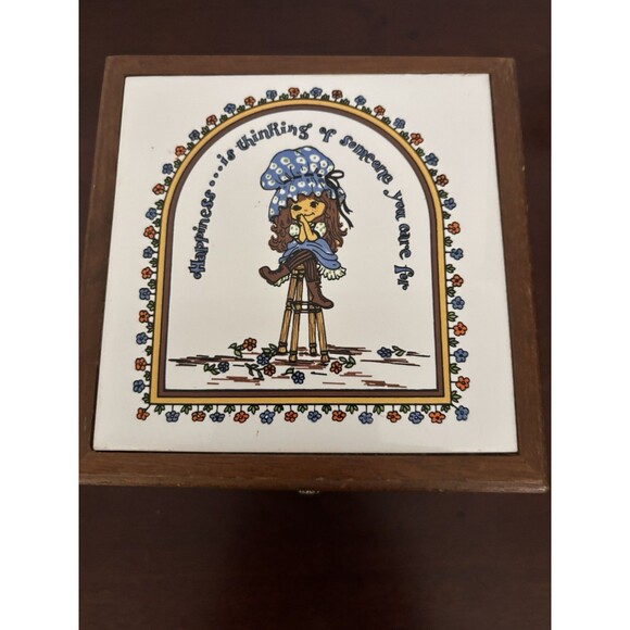 1970's MsPetticoat Kids wood & tile Jewelry box Happiness someone you care for - Picture 1 of 6
